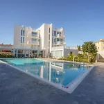 Lejlighed Blue Horizon Seaview With Rooftop And Pool In Paralimni