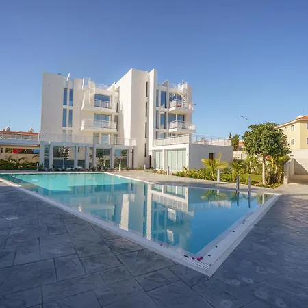 Lägenhet Blue Horizon Seaview With Rooftop And Pool In Paralimni