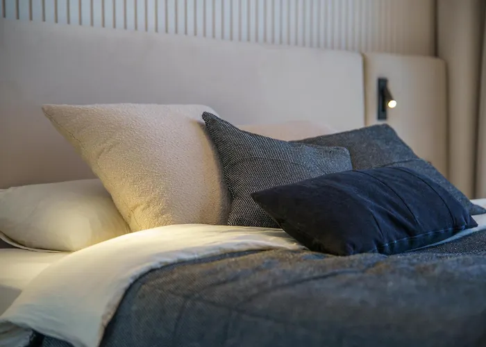 Blue Horizon Seaview With Rooftop And Pool In 아파트 파라림니