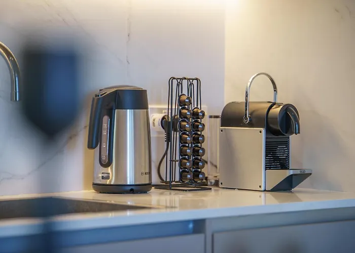 Apartment Blue Horizon Seaview With Rooftop And Pool In