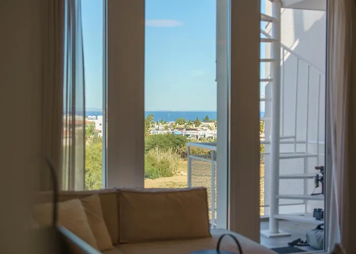 Blue Horizon Seaview With Rooftop And Pool In 아파트 파라림니